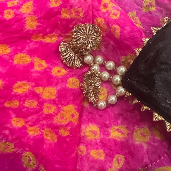 Pakistani Indian Dupatta ( scarf ) - Picture 4 of 5